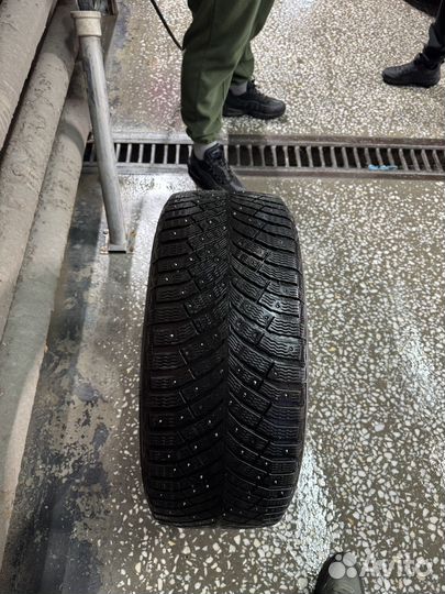 Michelin X-Ice North 4 255/40 R20