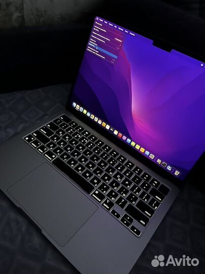 Apple MacBook air 13 2022 M2 8 512