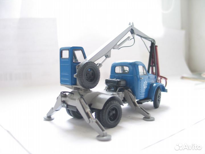 Погрузчик П6А UMI