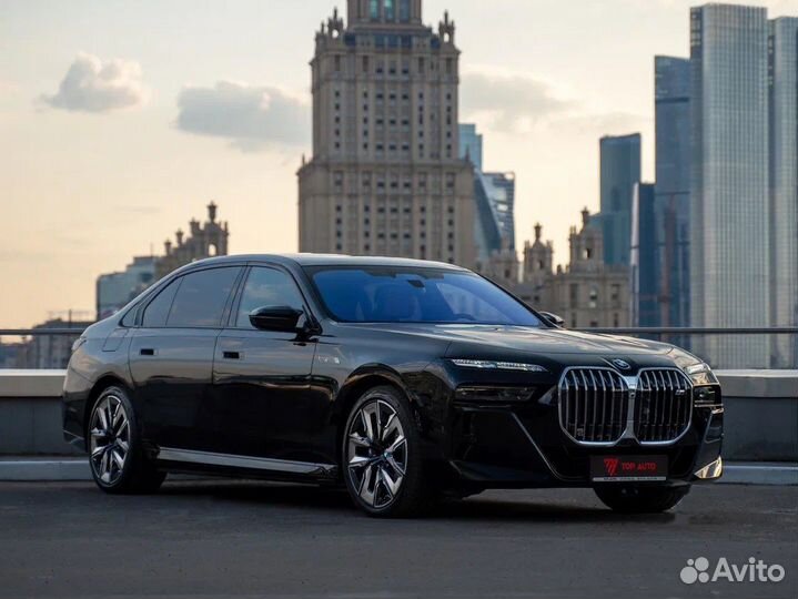 BMW 7 серия 4.4 AT, 2023, 10 км