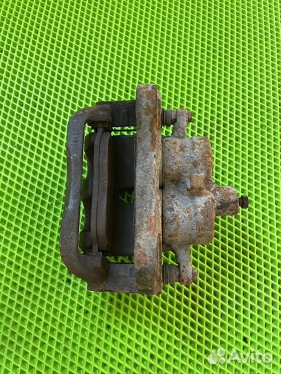 Рейндж ровер спорт 1 суппорт передний правый