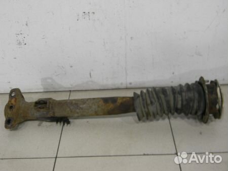 Амортизатор передний