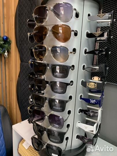 Солнцезащитные очки мужские и женские