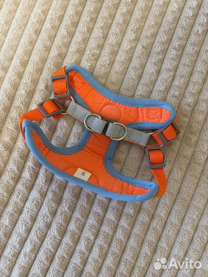 Шлейка для собак мелких пород (новая)
