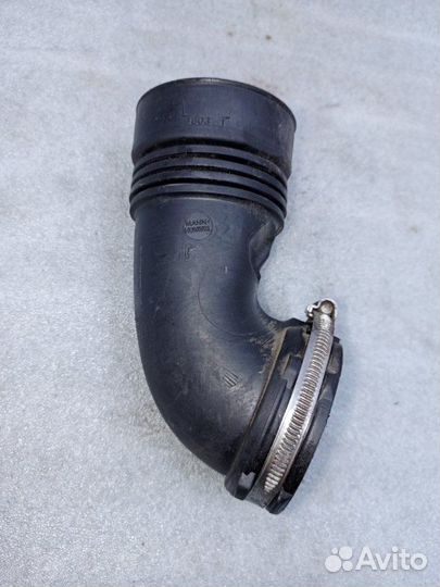 Патрубок дроссельной заслонки Peugeot 308 4C 1.6