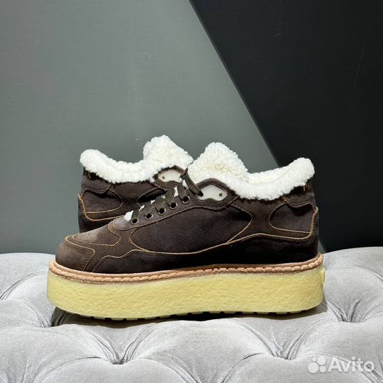 Кроссовки женские Prada