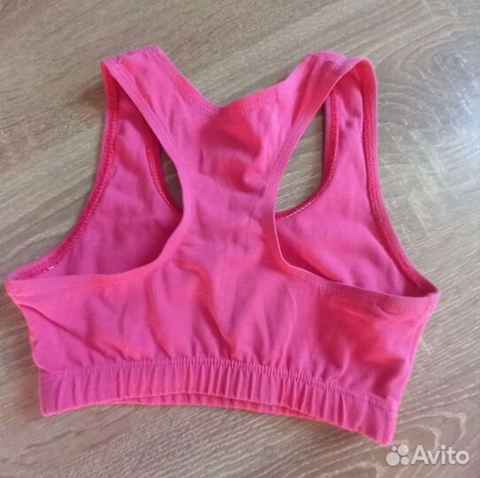 Спортивный топ для девочки