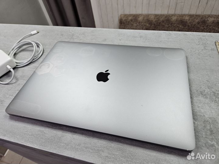 Apple Macbook Pro 16 2019