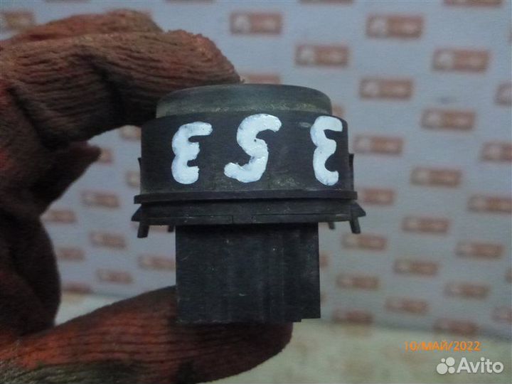 Блок управления стеклоподъёмниками Ford Focus DBW