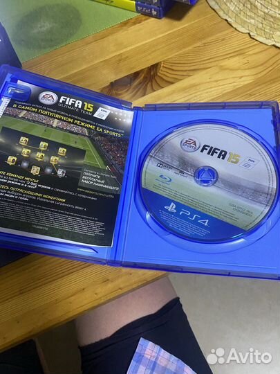 Продам FIFA15 PS4