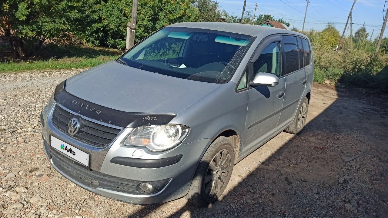 Volkswagen Touran: фото владельца