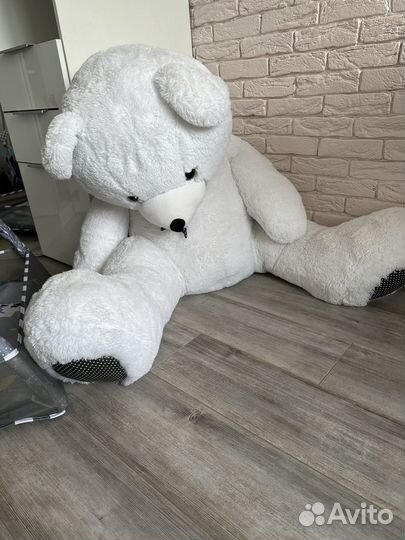 Плюшевый медведь