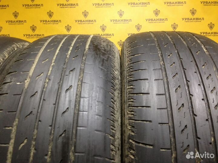 Nexen Roadian 571 235/65 R17 104T