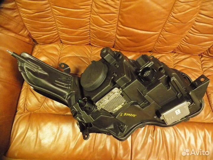 Фара левая Land Rover Range Rover