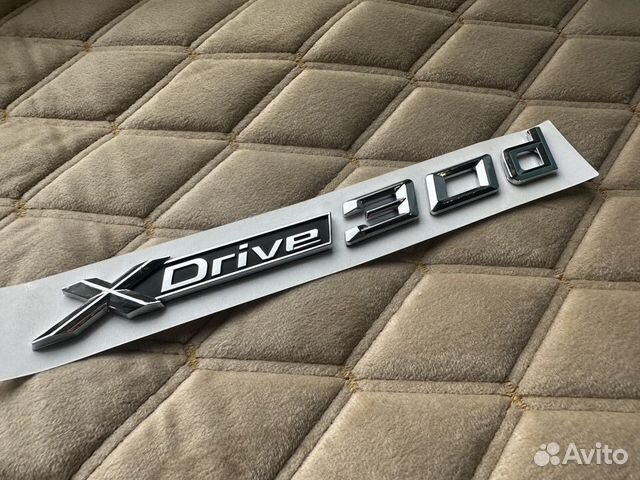 Шильдик Надпись Эмблема XDrive 3.0D для BMW