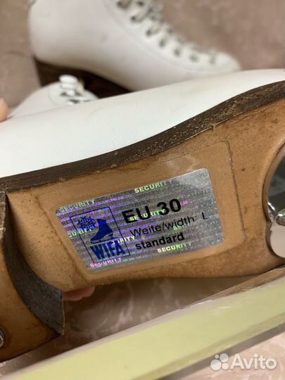 Фигурные коньки wifa 30