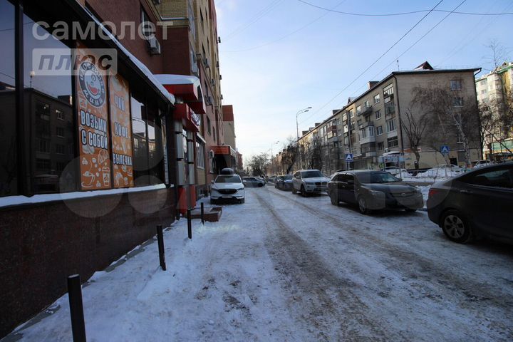 Продам торговое помещение, 185.6 м²