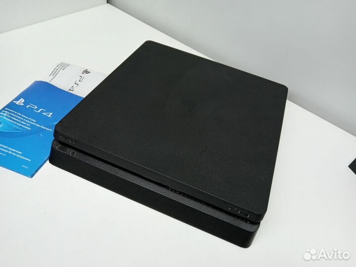 PS4 Slim 2джоя,PS+Deluxe 600игр