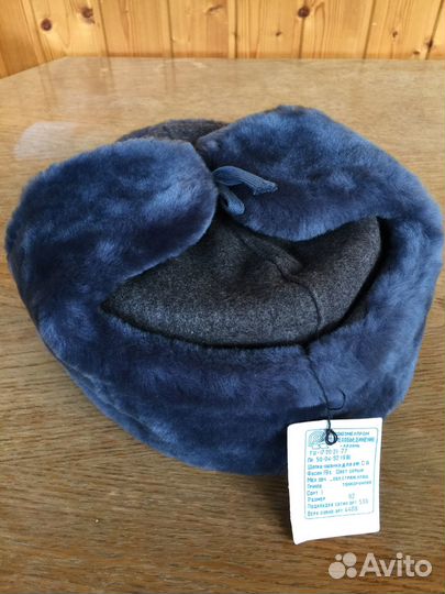 Шапка ушанка зимняя офицерская + две кокарды СССР