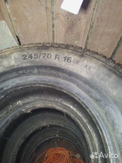 Continental Conti.eContact 245/70 R16