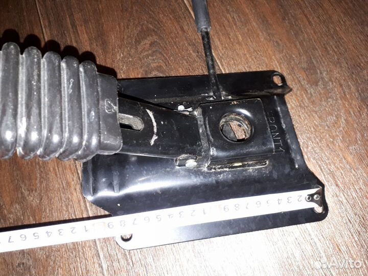 Механизм регулировки высоты офисного кресла в сбор