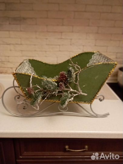 Декоративные новогодние сани б. у