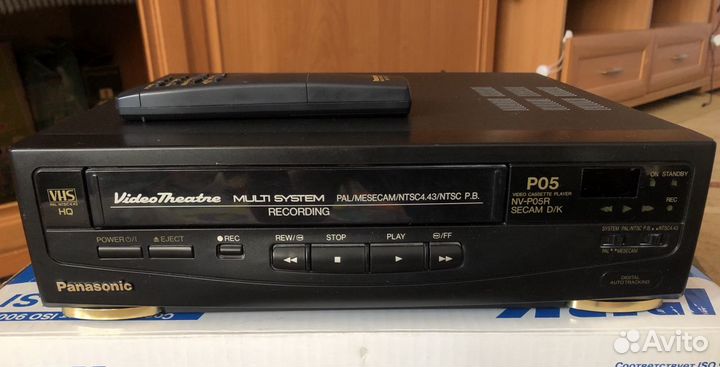 Видеомагнитофон Panasonic P05