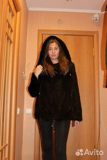 Шуба норковая с капюшоном 44 46