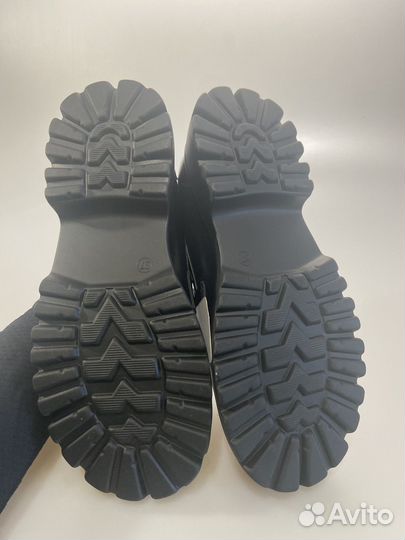 Туфли для девочки 37 размер новые