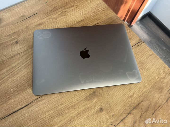 MacBook Pro 13 2020 i5 2.0 16/512 Ростест