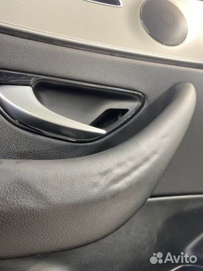 Обшивка двери передняя левая Mercedes-Benz E-Class