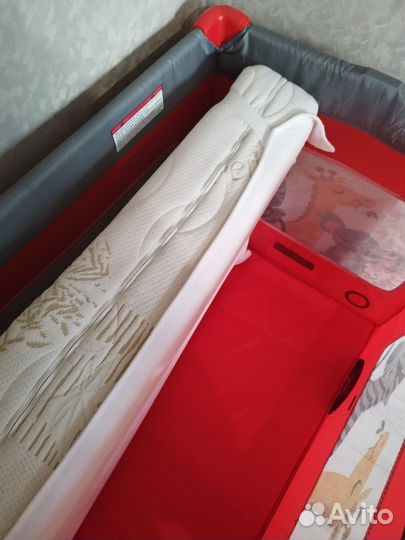 Манеж -кровать + матрас