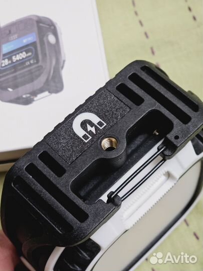 R7 PRO 28W Накамерный портативный LED светильник