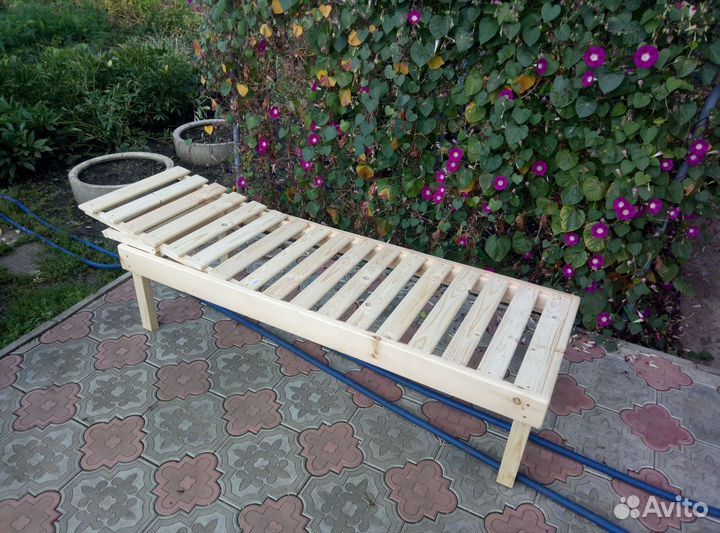 Шезлонг лежак