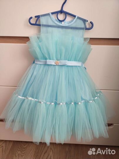 Нарядное платье 2-5 лет