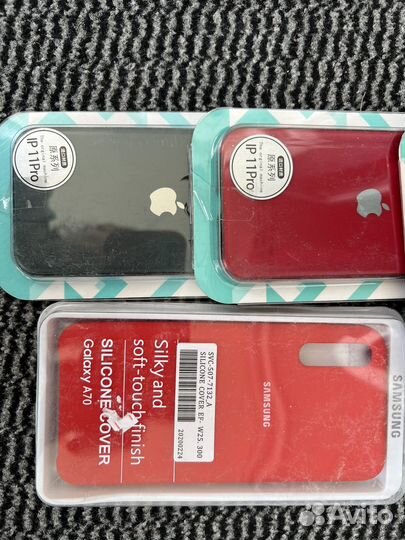 Чехол на iPhone