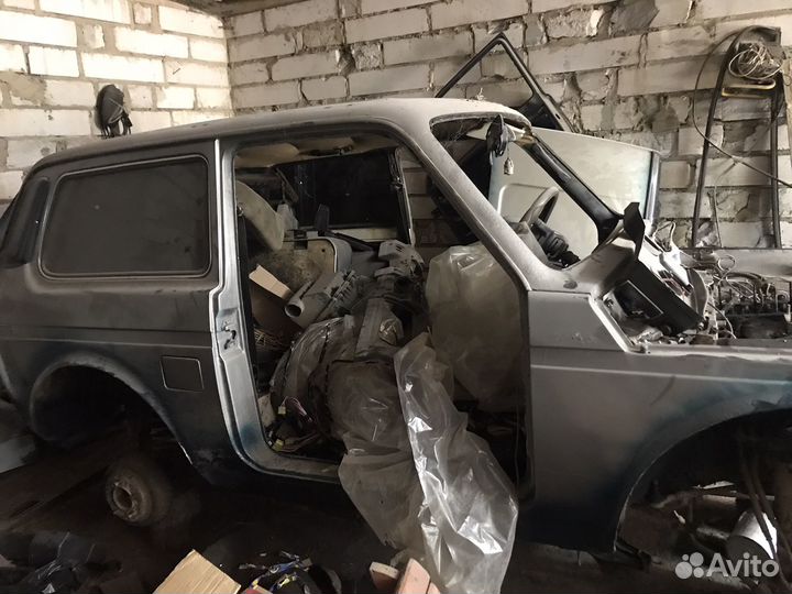 Двери ваз 21216