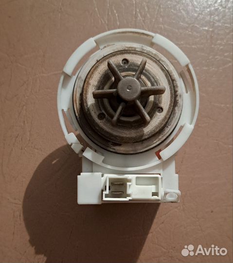 Мотор от стиральной машины Bosch