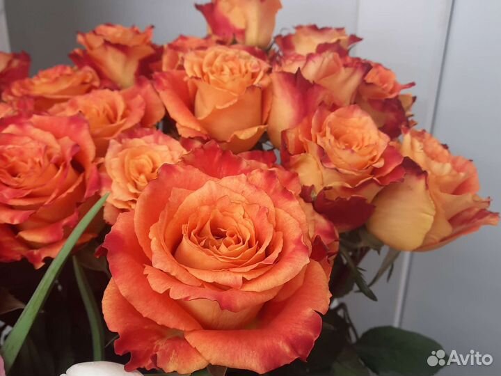 Доставка цветов и подарков