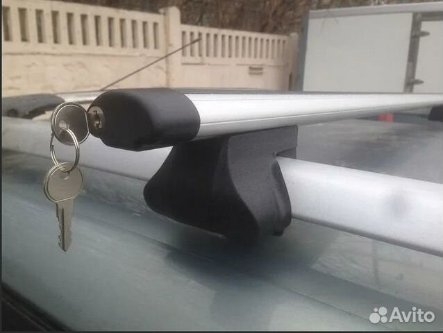 Аксессуар на крышу аэродинамика 120см с замком