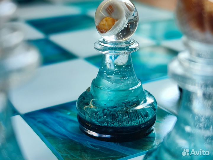 Шахматные фигуры и доска ручной работы под заказ