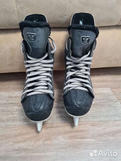 Коньки хоккейные профессиональные детские