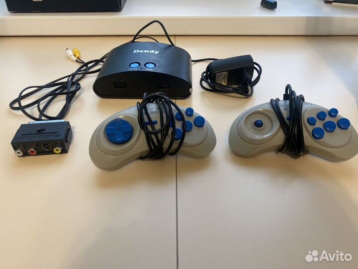 Игровая приставка dendy бу с переходником 255 игр