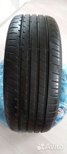 Lassa Driveways 215/50 R17 95