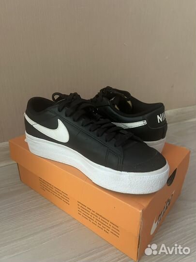 Кроссовки nike