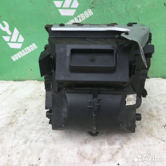 Корпус отопителя Рено Меган