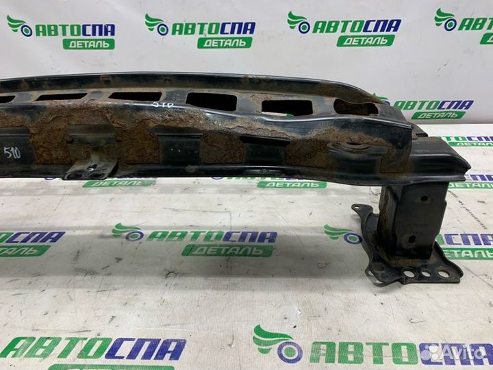 Усилитель бампера передний Volkswagen Golf cayc