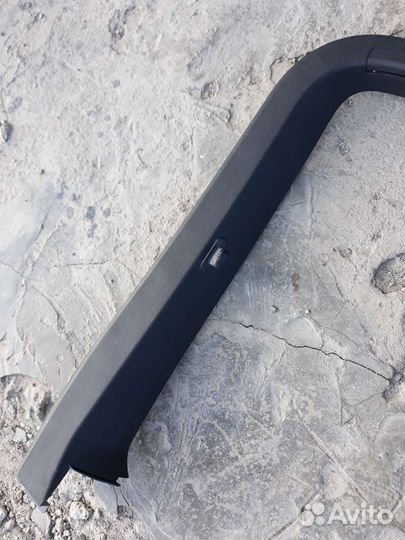 Мерседес Рамка стекла двери задний левый GL-klasse