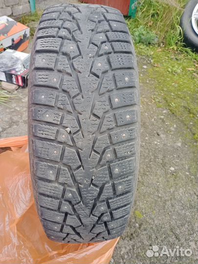 Maxxis ArcticTrekker NP3 195/65 R15