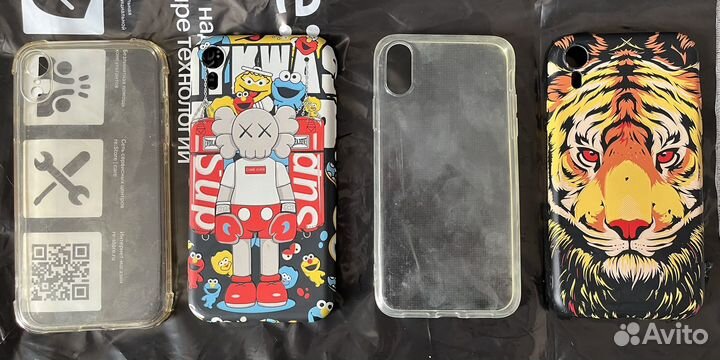 Чехлы на iPhone XR